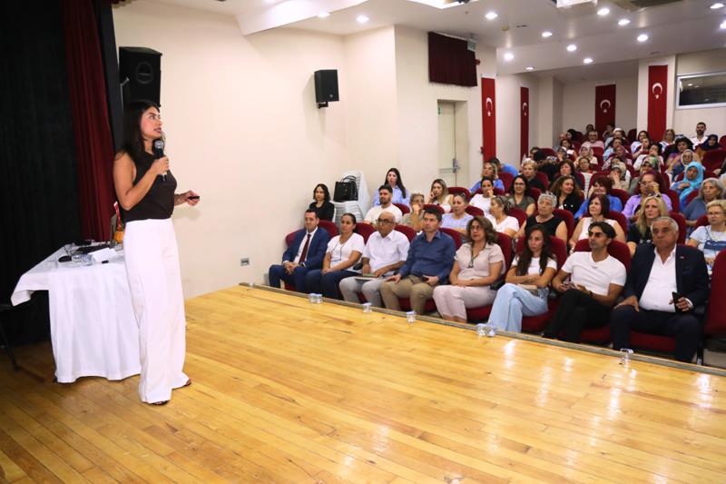 Bayraklı'da sağlıklı ve dengeli beslenme semineri