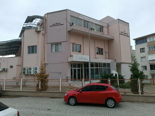 Postacılar İsmet İnönü Kültür Merkezi